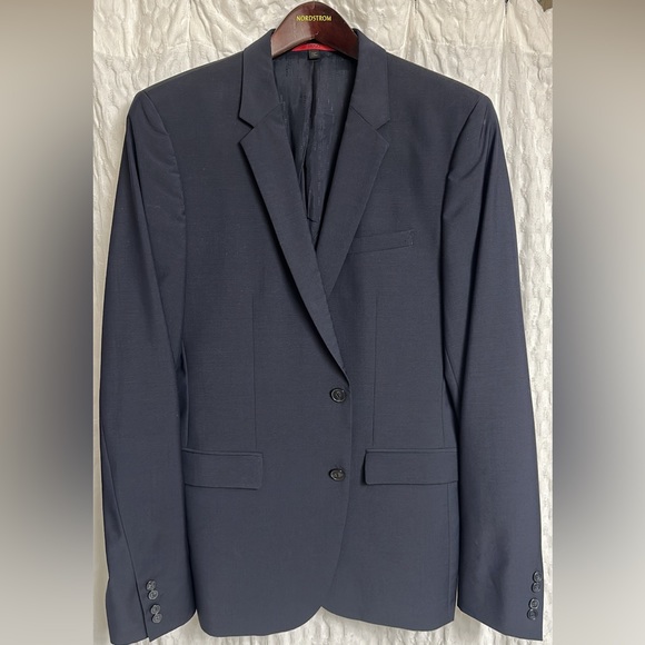 HUGO by Hugo Boss Slim-fit suit in 100% virgin wool (Blazer 42L & Pants 34R)